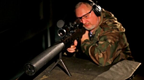 Testing Sniper Rifle with Silencer and Flash Eliminator - Sputnik International