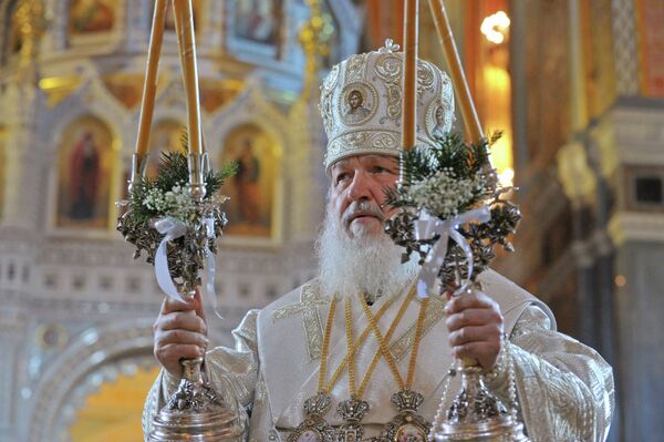 Patriarch Kirill Calls on Russians to Adopt Orphans - Sputnik International