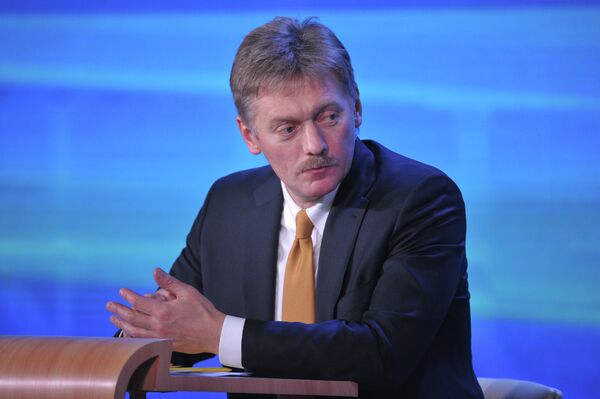 The Kremlin spokesman Dmitry Peskov says that Moscow regrets EU decision to impose new sanctions against Russia over Ukraine and views them as illegitimate. - Sputnik International