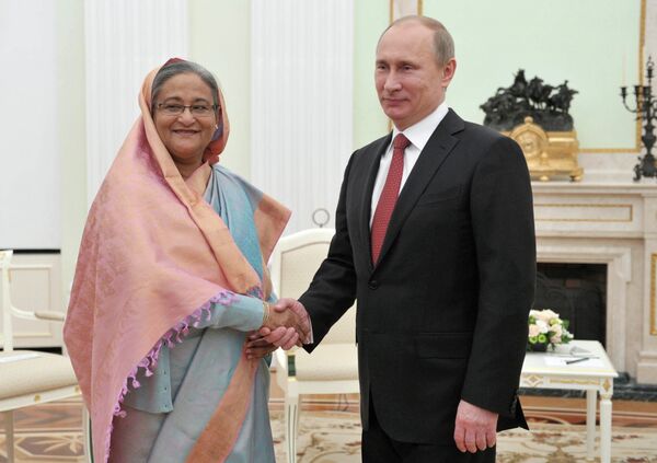 Russia Pledges $1 Bln Arms Loan to Bangladesh - Sputnik International