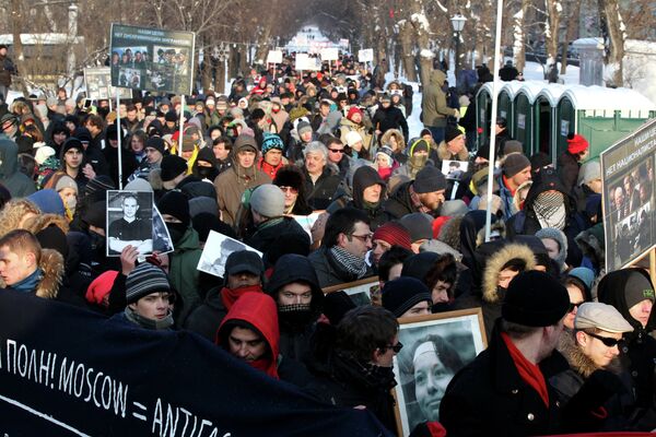 Hundereds March in Memory of Slain Lawyer, Journalist - Sputnik International