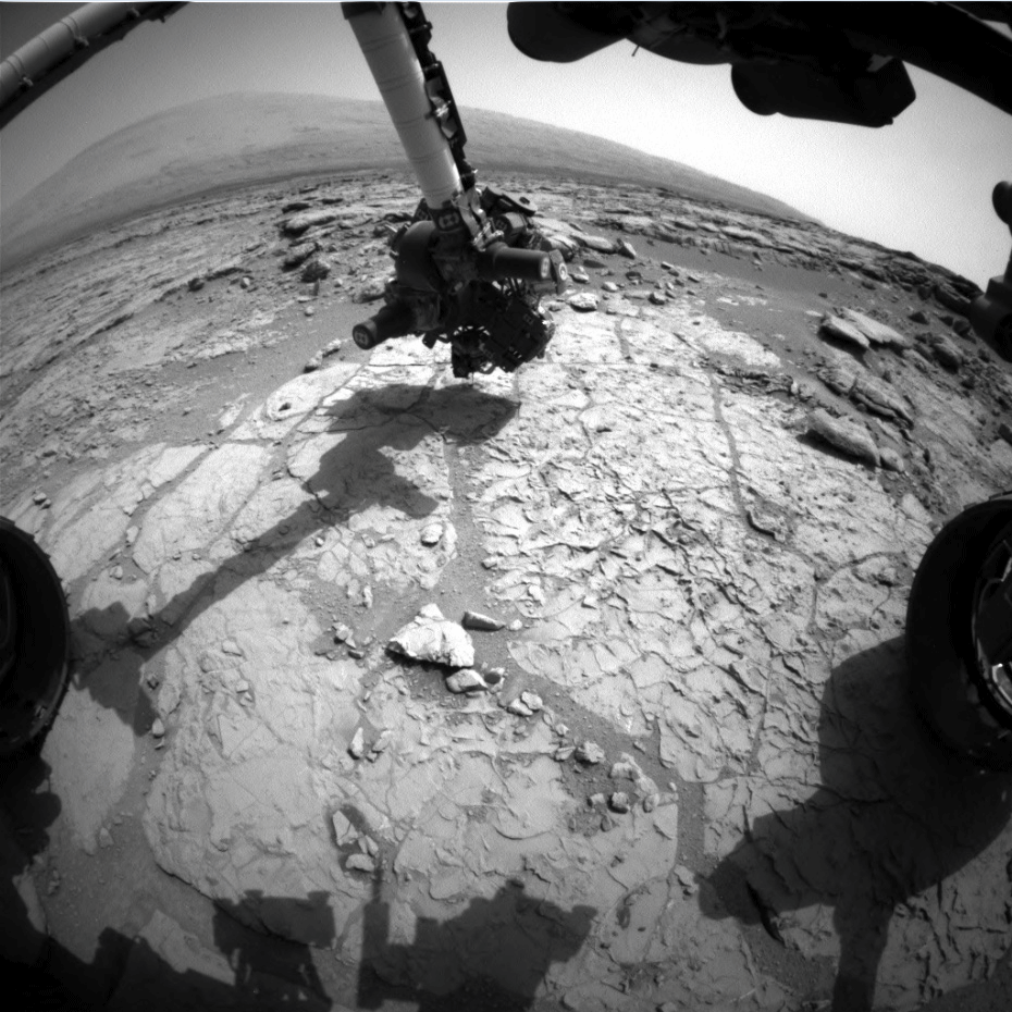 An animated set of three images from NASA's Curiosity rover shows the rover's drill in action on Feb. 8, 2013, or Sol 182, Curiosity's 182nd Martian day of operations - Sputnik International