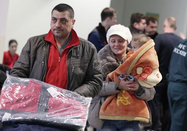 Russia Evacuates More Nationals from Syria - Sputnik International