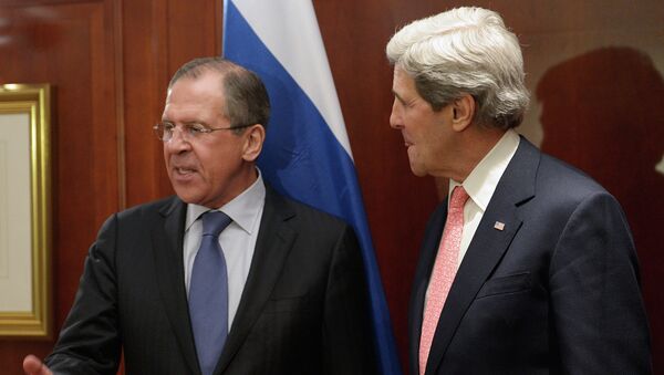 Russian Foreign Ministry Sergei Lavrov and US Secretary of State John Kerry discussed the recent nuclear talks with Iran and the situation in Ukraine - Sputnik International