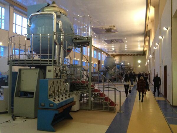 Soyuz spacecraft simulators examined by the press at Star City ahead of a test on Monday - Sputnik International