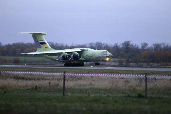 Il-76MD-90A - Sputnik International
