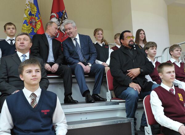 В.Путин посетил центр образования Самбо-70 - Sputnik International