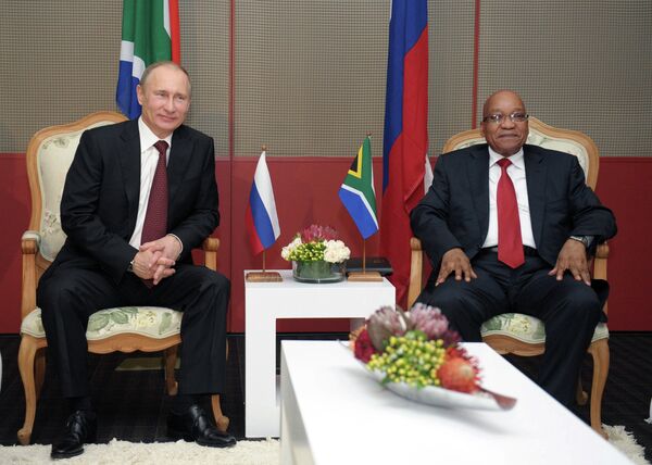 Vladimir Putin and Jacob Zuma - Sputnik International