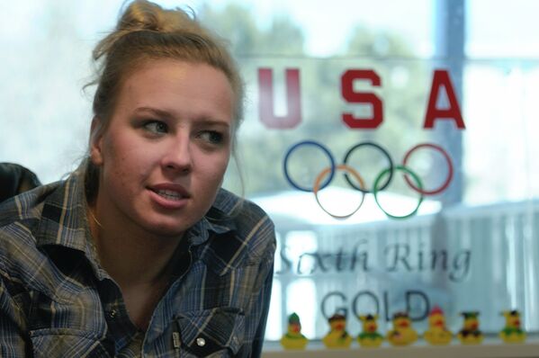 Russian-born US Paralympic Swimming Champion Jessica Long Trains in Colorado - Sputnik International