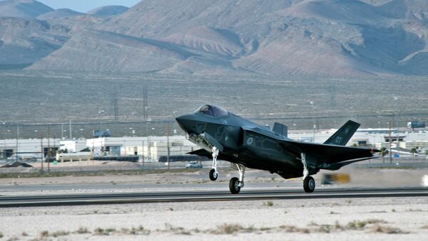 An F-35 Lightning II lands Wednesday, March 6, 2013, at Nellis Air Force Base, United States - Sputnik International