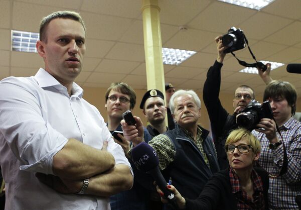 Kremlin Foe Navalny Calls Fraud Charges ‘Political Revenge’ - Sputnik International