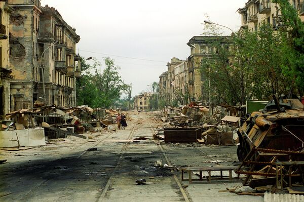 Grozny, the capital of Chechnya, in 1996 - Sputnik International