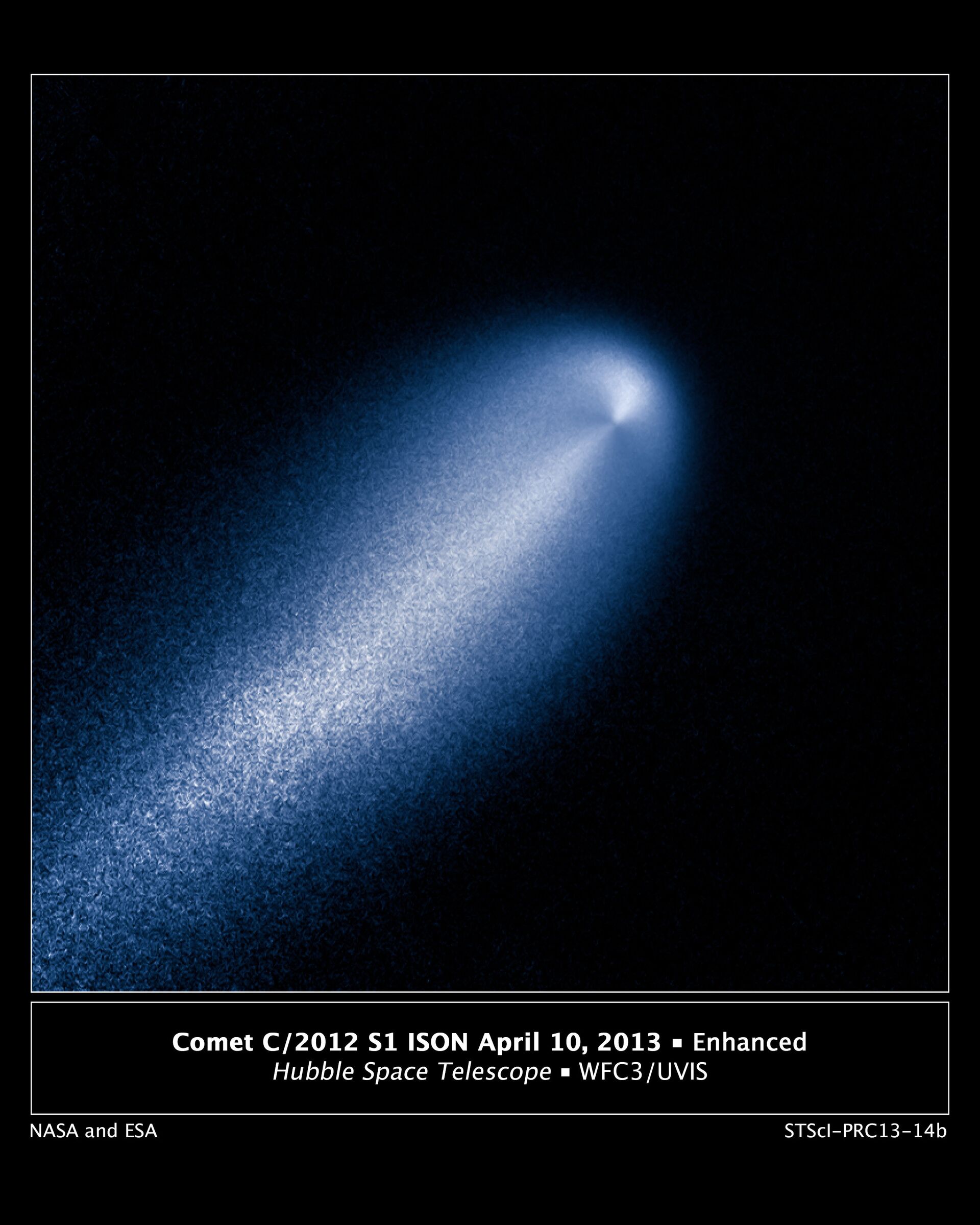 An enhanced image by Hubble of the comet ISON shows dust particles being released from the comet’s core - Sputnik International, 1920, 22.01.2023