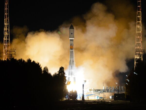 Soyuz-2.1b rocket launches Glonass-M satellite (archive) - Sputnik International