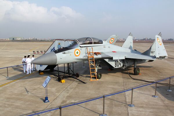 Indian Navy Commissions First MiG-29K Fighter Squadron - Sputnik International