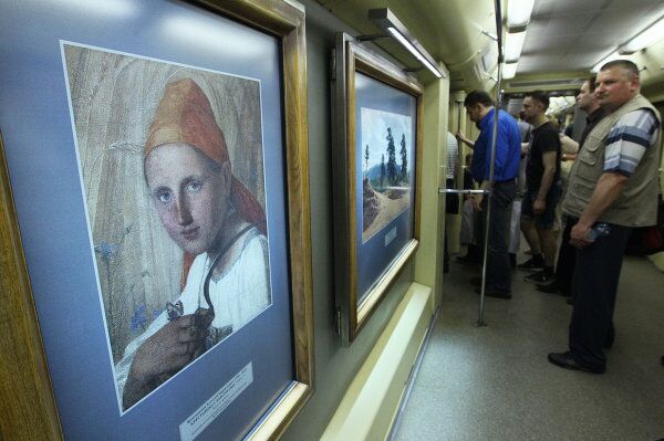 New Watercolors train exhibition in the Moscow metro - Sputnik International