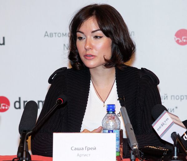 Actress Sasha Grey answers questions during a press conference in Vladivostok. - Sputnik International