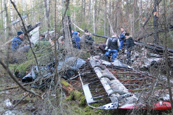 Two Urals 'Ghost Plane' Victims Identified - Sputnik International