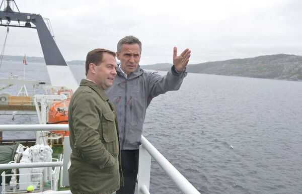 Medvedev Says ‘No Loss’ to Norway in Maritime Delimitation Deal - Sputnik International