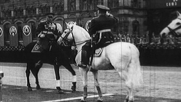 The First Victory Parade on Red Square. Archive Footage - Sputnik International