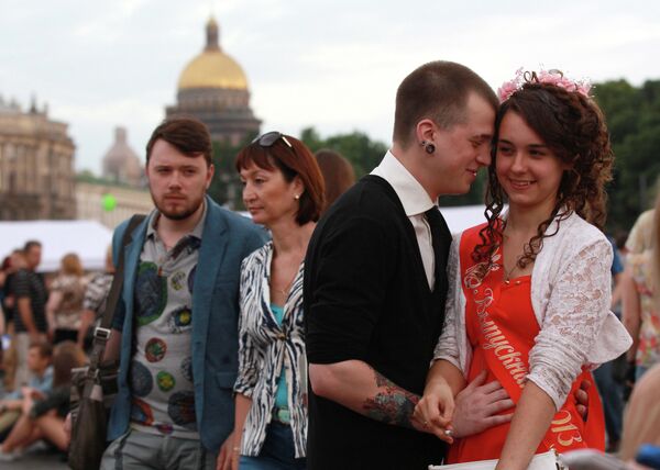 School leaving parties in Moscow and St Petersburg - Sputnik International