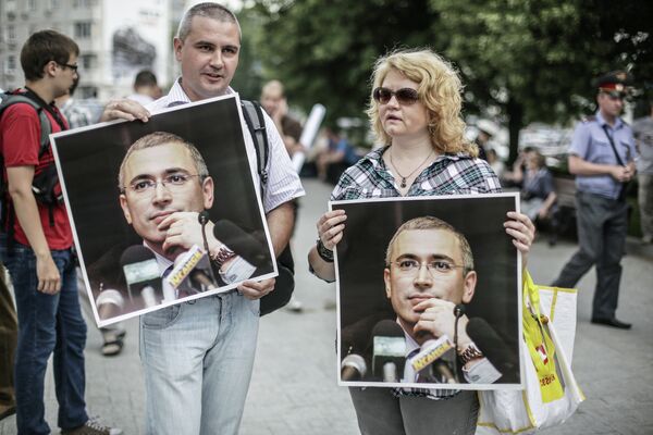 Participants of the rally in support for Mikhail Khodorkovsky - Sputnik International
