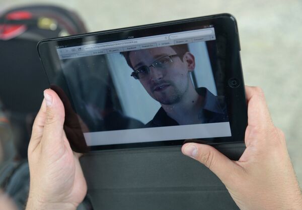 Snowden Hasn’t Requested Asylum in Russia – Migration Service - Sputnik International