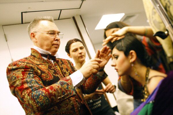 Slava Zaitsev, photographed at his fashion show in Moscow in 2009 - Sputnik International