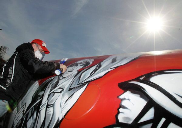 Khokhloma Art, Football and Hobbits. Brightest and Funniest Airplanes in the World - Sputnik International