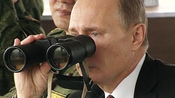 Putin Oversees Massive Far East Military Drills - Sputnik International