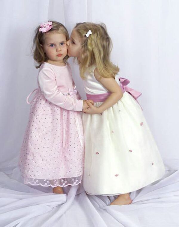 The last time Royce Sigler saw his daughters was May 2008. The last time Royce Sigler saw his daughters was May 2008. - Sputnik International