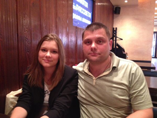 Pyotr Ofitserov & his daughter Alyona. Pyotr Ofitserov & his daughter Alyona. - Sputnik International