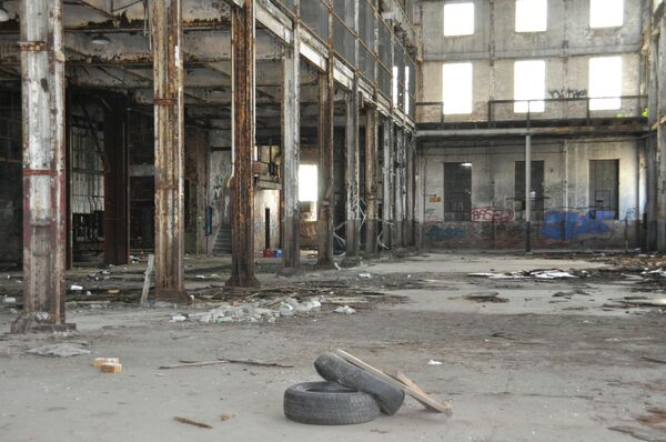 Abandoned factory in Detroit. Detroit is the poorest major city in the United States. - Sputnik International