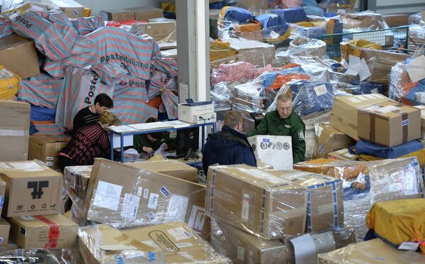 Global Postal Companies End Private Deliveries to Russia - Sputnik International