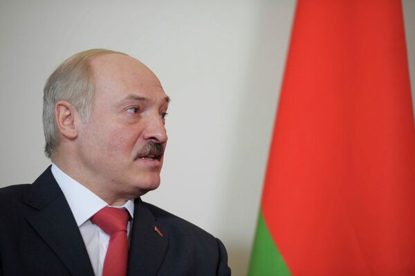 Belarusian President Alexander Lukashenko says that meeting of the contact group for Ukrainian reconciliation, involving Russia, Ukraine and the Organization for Security and Cooperation in Europe (OSCE), may take place in Minsk on August 27. - Sputnik International