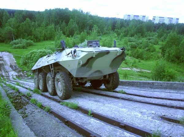 Russia Develops Silent Robotic Armored Vehicle - Sputnik International