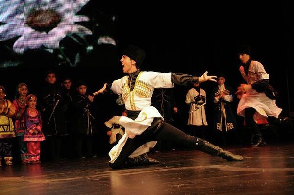 Zoriy Gavrilov, now 20, was seven years old when he began studying lezginka under Vartanian. Zoriy Gavrilov, now 20, was seven years old when he began studying lezginka under Vartanian. - Sputnik International