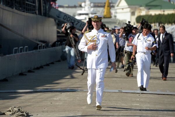 Japan Sends Destroyers to St. Petersburg - Sputnik International