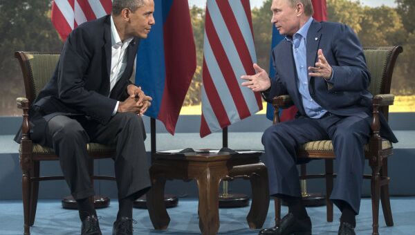 The last time Vladimir Putin and Barack Obama met was at the G8 summit in Northern Ireland in June. - Sputnik International