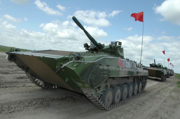 Chinese People's Liberation Army tanks (File photo) - Sputnik International