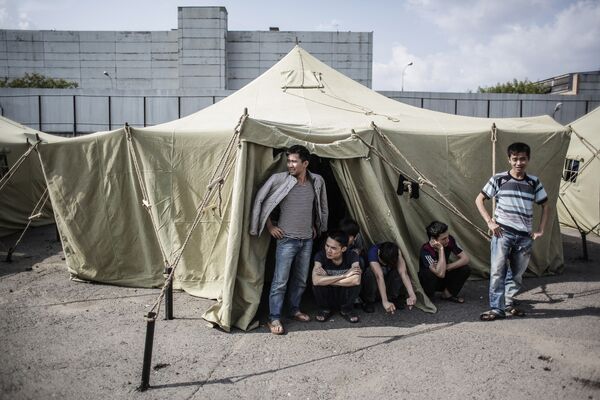 Golyanovo Migrant Camp - Sputnik International
