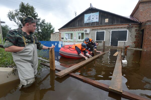 The village of Vladimirovka is one place that has been caught in the deluge. - Sputnik International