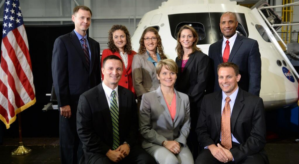 Members of NASA's newest astronaut class pose with an Orion capsule at NASA's space center in Houston. - Sputnik International