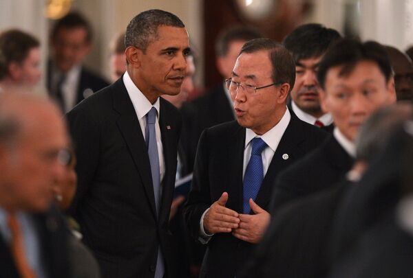 US President Barack Obama and UN Secretary General Ban Ki-moon attend a working dinner after the first day of the G20 Summit in St. Petersburg, September 5, 2013 - Sputnik International