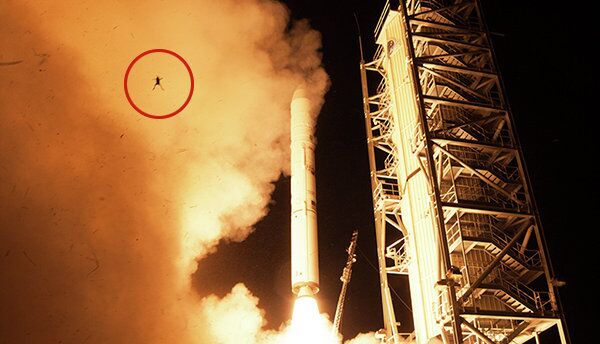 A camera, set up at a NASA facility in Virginia, caught a leaping frog in the glow of flames during a recent launch. - Sputnik International