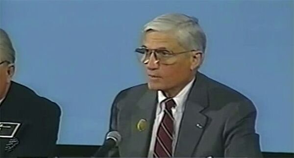 Albert D. Wheelon during a TV appearance in 1992 - Sputnik International
