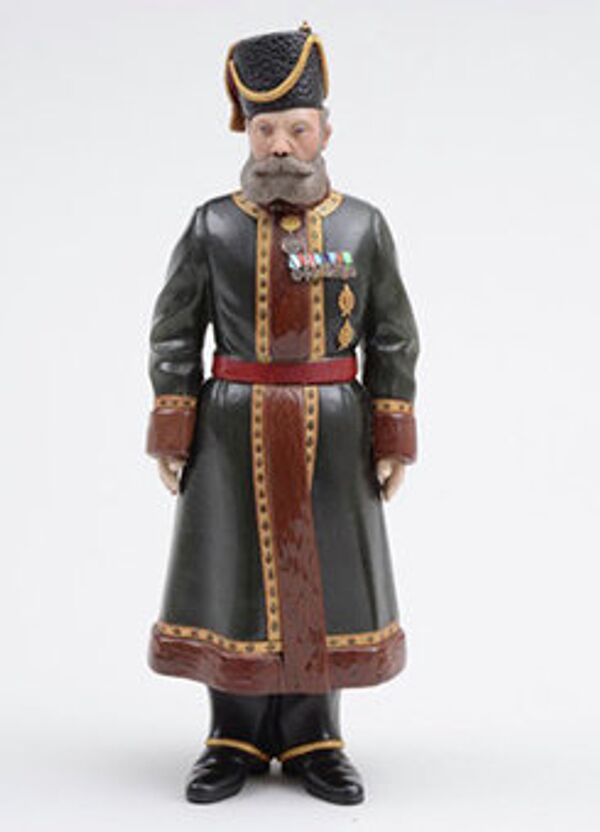 This Fabergé statuette of Empress Alexandra's Cossack bodyguard has recently been rediscovered and is up for auction. - Sputnik International