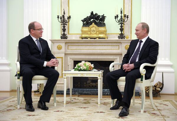 Prince of Monaco Albert II and Russian President Vladimir Putin - Sputnik International