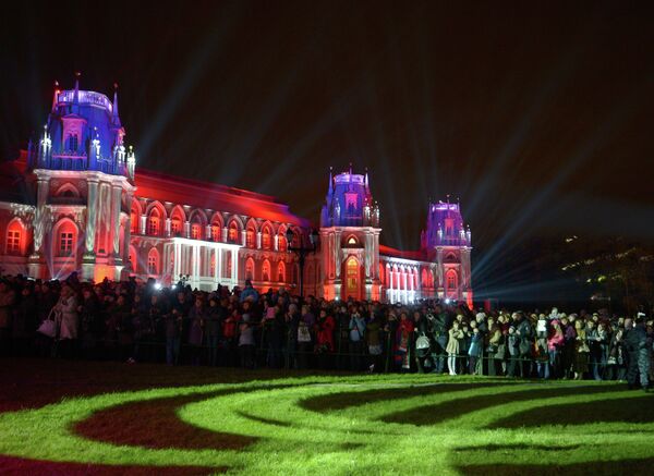 Moscow’s ‘Circle of Light’ Festival Moscow’s ‘Circle of Light’ Festival - Sputnik International