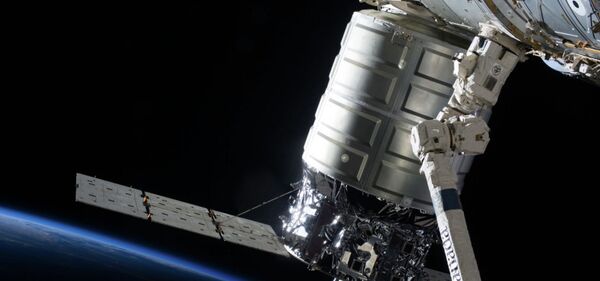The first Cygnus commercial cargo spacecraft built by Orbital Sciences, shown here in the grasp of the International Space Station’s (ISS) robotic arm, deberthed from the ISS Tuesday and headed for a fiery end over Earth. The first Cygnus commercial cargo spacecraft built by Orbital Sciences, shown here in the grasp of the International Space Station’s (ISS) robotic arm, deberthed from the ISS Tuesday and headed for a fiery end over Earth. - Sputnik International